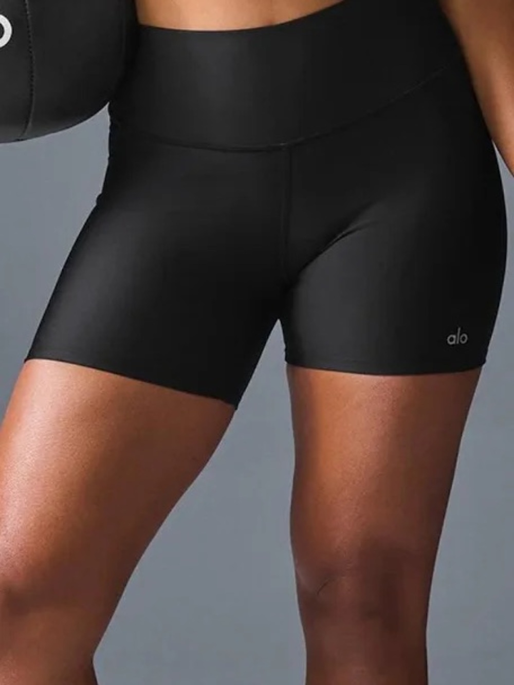 ALO Yoga Black 5" Airlift Energy Short